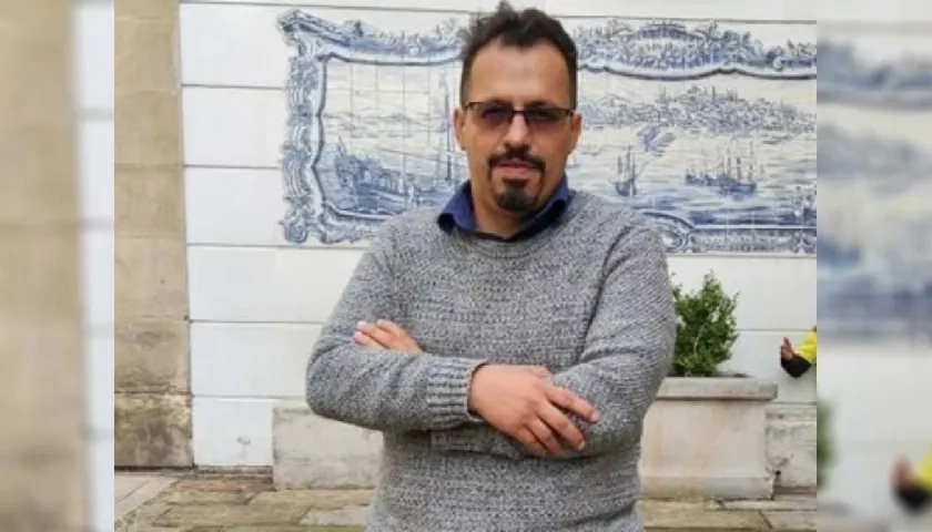 El encargado de negocios, Óscar Iván Muñoz, quien ejerce funciones de embajador.