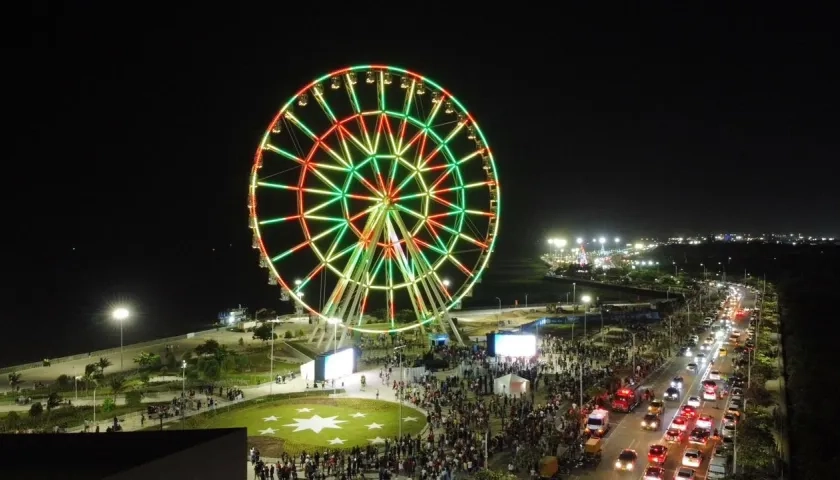 'La Luna del Río' inaugurada el pasado 13 de diciembre en el Malecón. 