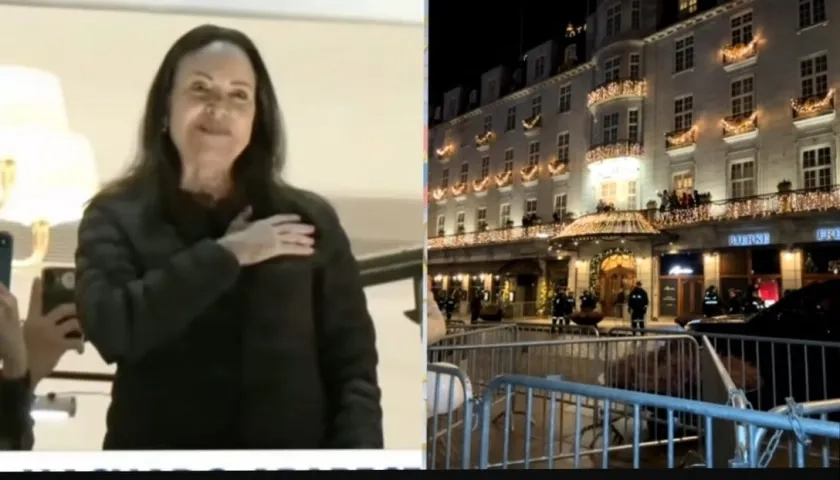 María Corina Machado desde el balcón del Gran Hotel. 