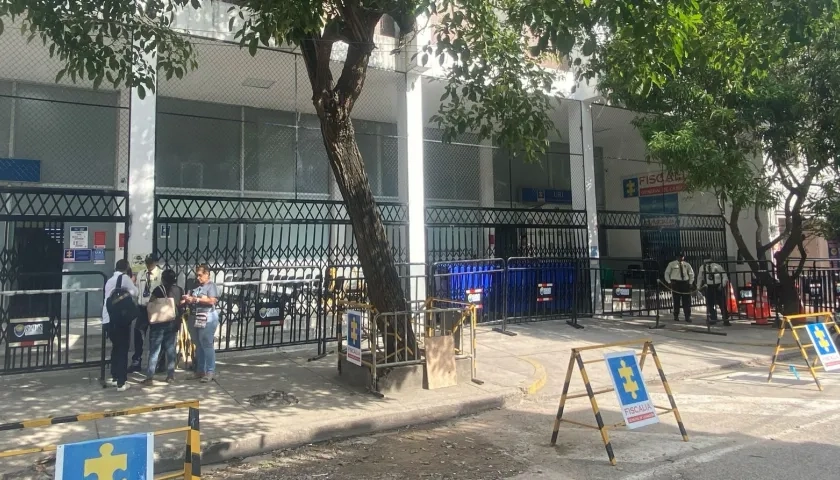 Los capturados fueron conducidos a la URI de la Fiscalía. 