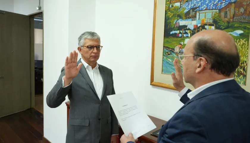 Carlos Betancourt, nuevo director de la Dian.