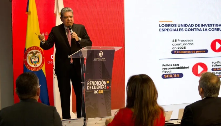 Contralor Carlos Hernán Rodríguez 