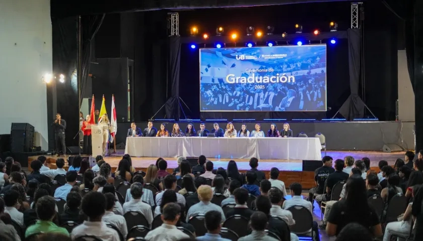 Doble titulación en la IUB.