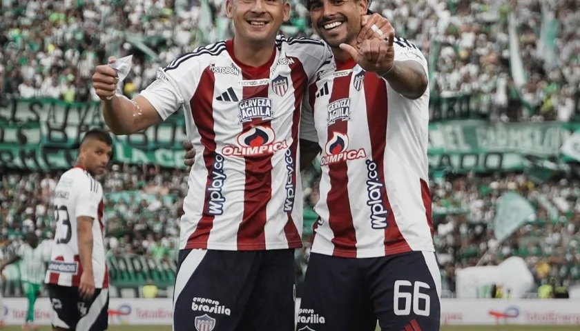 Los paraguayos Guillermo Paiva y Javier Báez, dos de los cuatro extranjeros inscritos por Junior. 