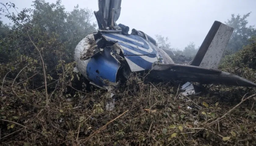 Avión de Satena accidentado.