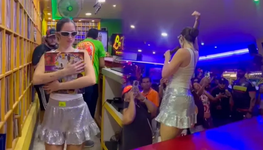 Aria Vega en La Troja.