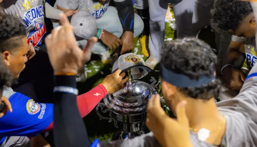 Caimanes, campeón.