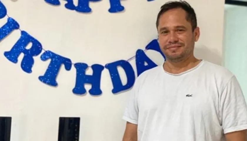 El optómetra Carlos Enrique Rojas Ávila.