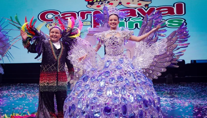 Los Reyes Infantiles Joshua Ortiz y Sharon Acosta.