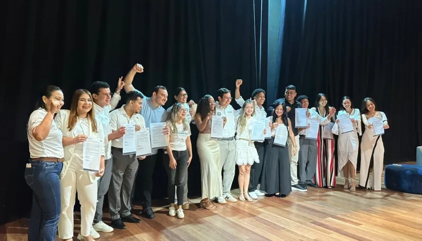 Consejeros de juventud que tomaron posesión en Barranquilla. 