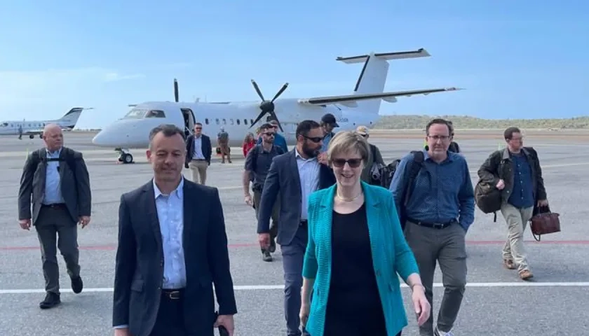 La embajadora Laura Dogu.