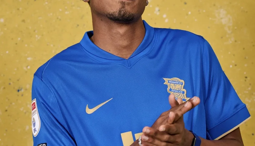 Jhon Solís, nuevo jugador del Birmingham.