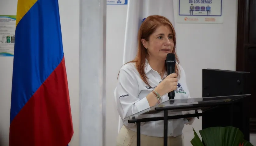 Iris Marín Ortiz, defensora del Pueblo.