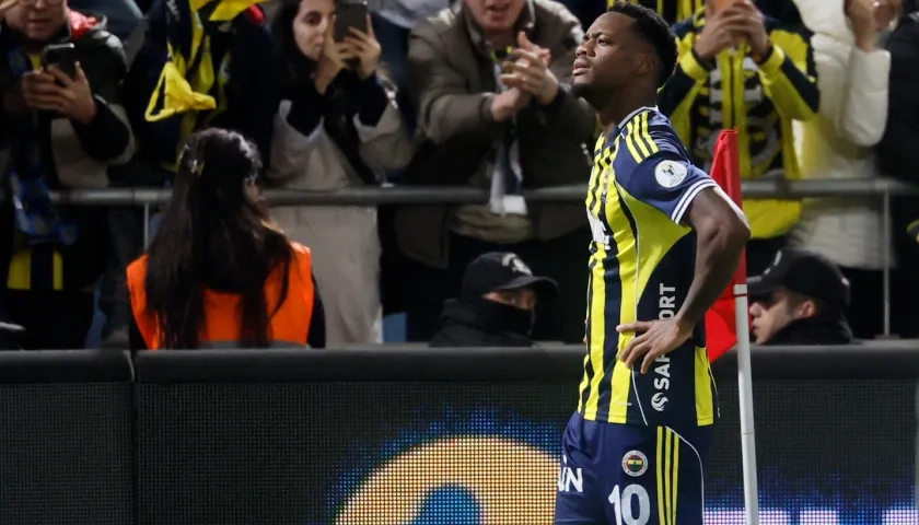 Jhon Jáder Durán tras marcar su gol ante el  Samsunspor.