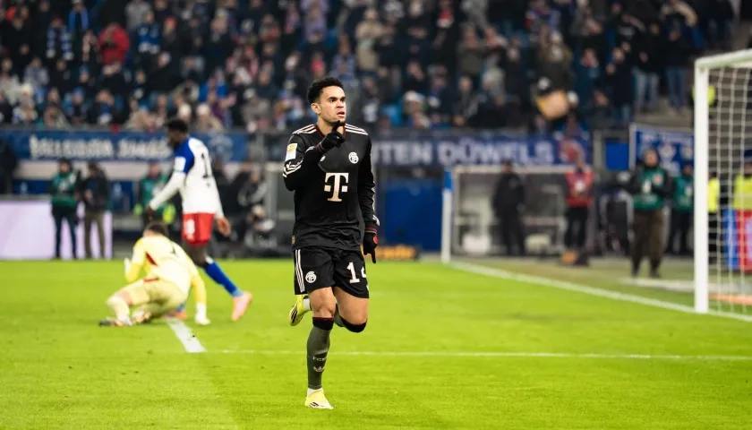 Luis Díaz celebrando su gol.