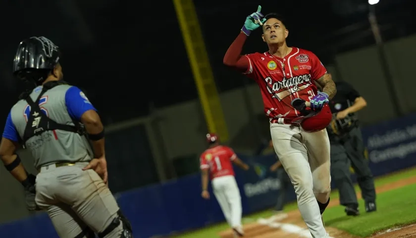 Gio Urshela bateó un jonrón solitario en el tercer inning para Tigres. 