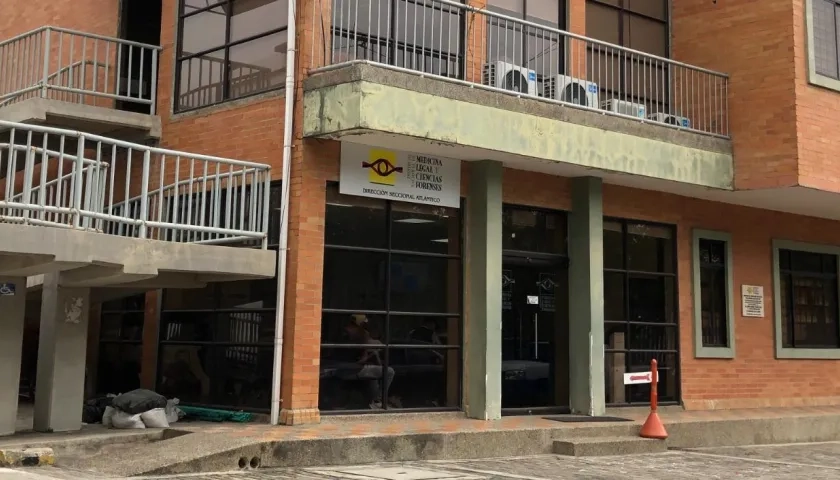 Fachada de Medicina Legal en Barranquilla.