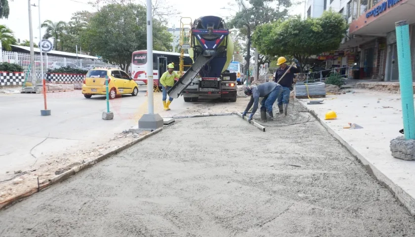 Trabajos en la calle 72 entre 54 y 60.