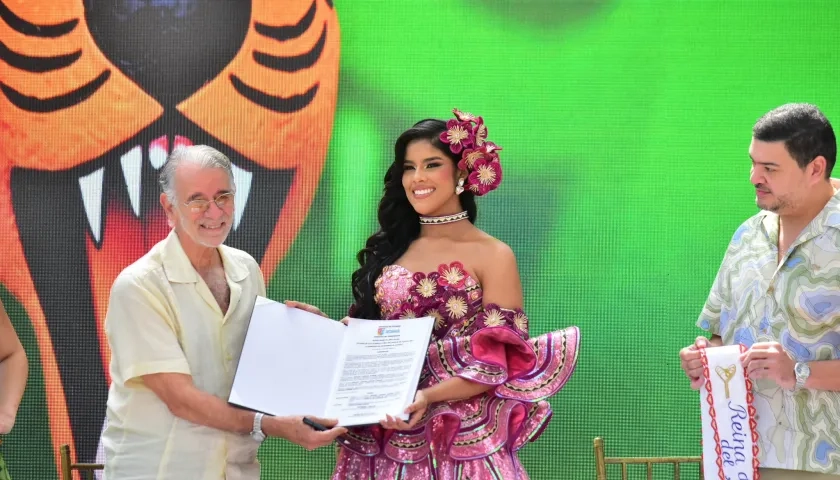 El Gobernador Eduardo Verano y la Reina Stefanny Martínez Barceló.