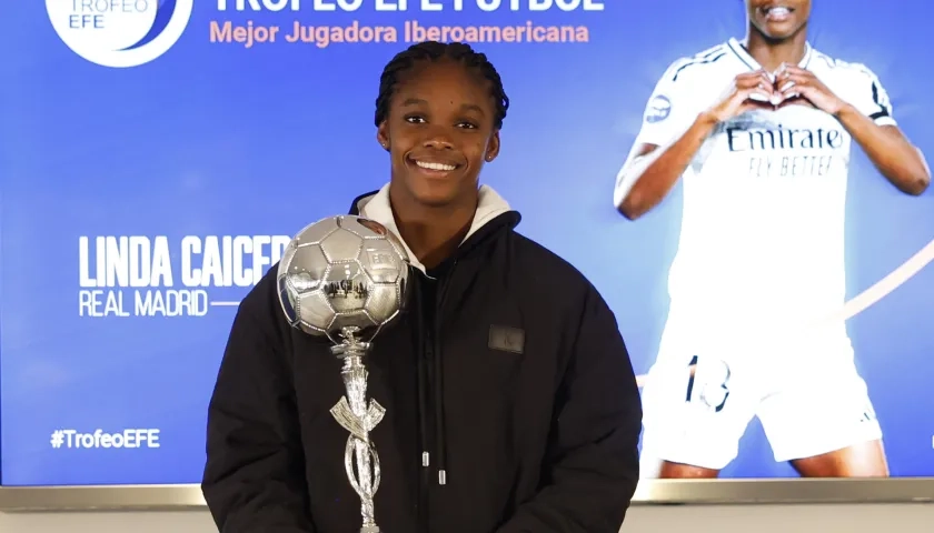Linda Caicedo, mejor jugadora iberoamericana del 2025.