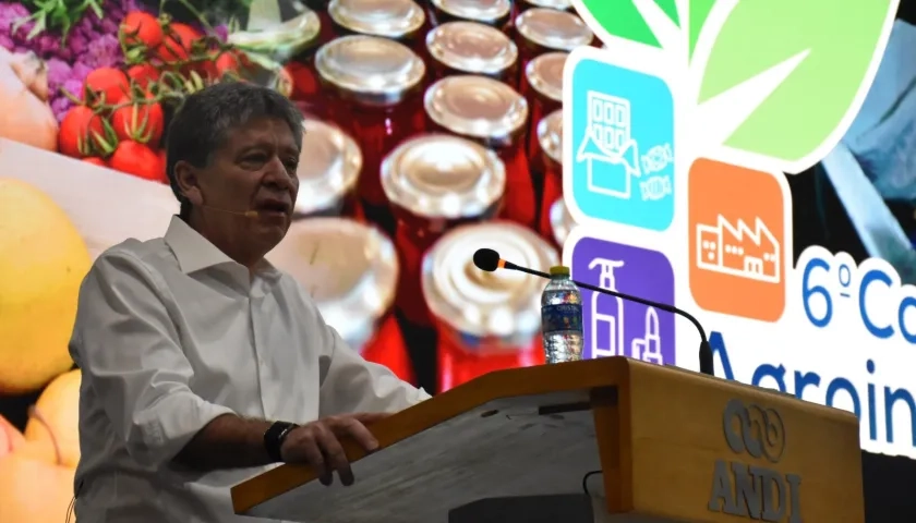 Bruce Mac Master, presidente de la Andi.