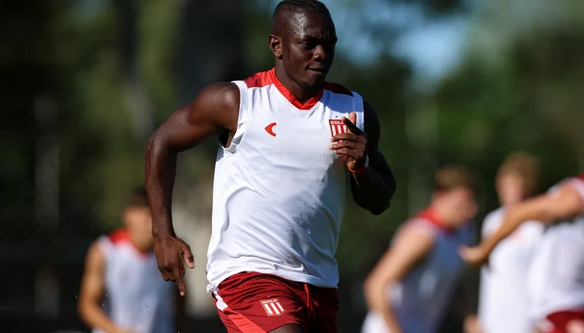 El delantero colombiano Edwuin Cetré.