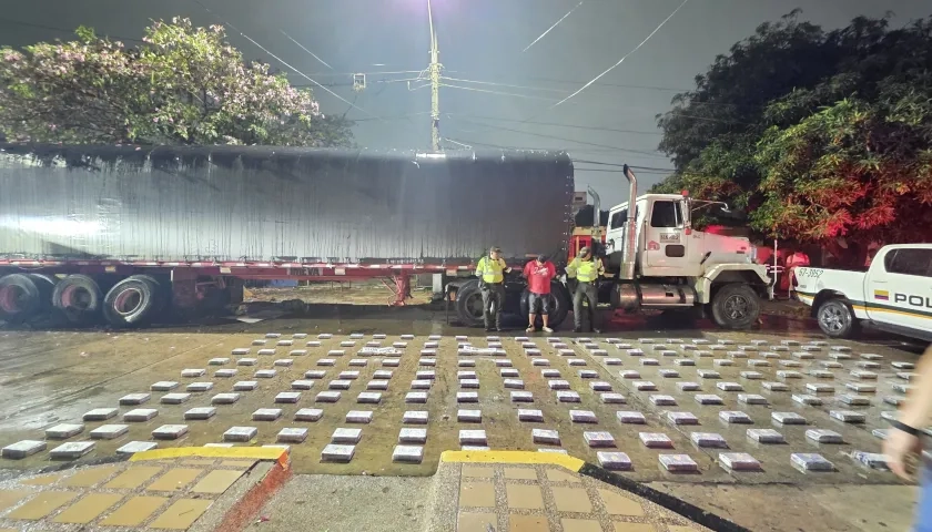 Cocaína incautada en la tractomula. 