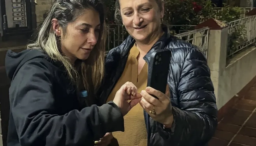 Diana Ospina junto a su familia.