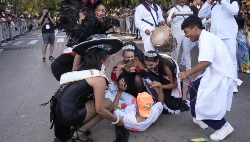 La viudas llorando a Joselito Carnaval.