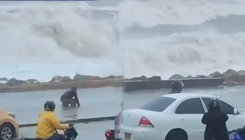 Fuerte oleaje en Cartagena. 