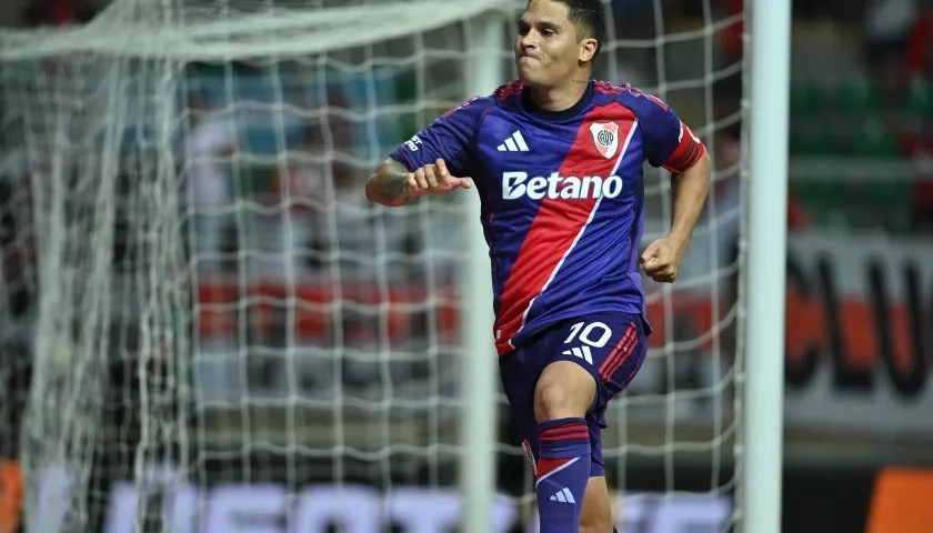 Juan Fernando Quintero celebrando su gol.