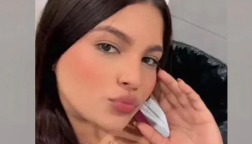  Yainis Paola Contreras Acosta. 