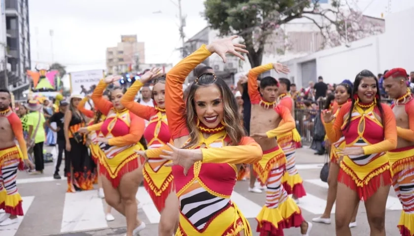 Natalia De Castro, Reina del Carnaval 2023, integrante de Nativos.