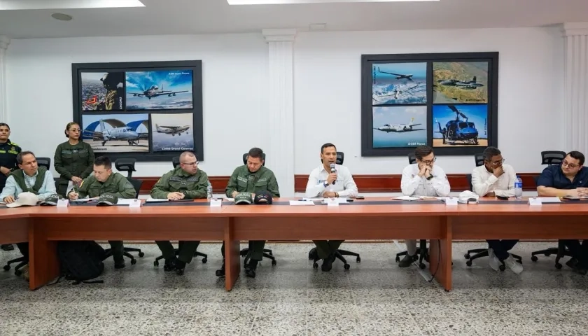 Pedro Sánchez, ministro de Defensa, en el 'Diálogo de Seguridad'.