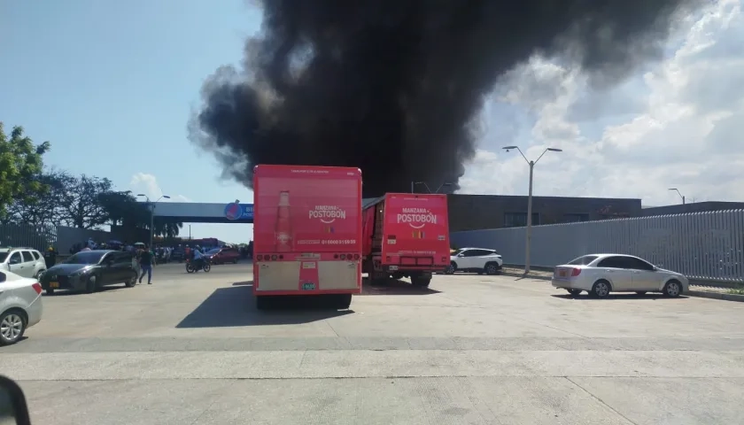 Incendio en Planta de Postobón. 