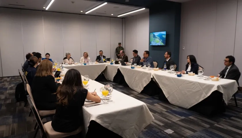 Imagen de la reunión en Quito.