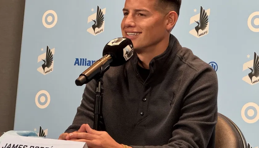 James Rodríguez durante su presentación como nuevo jugador del Minnesota United. 