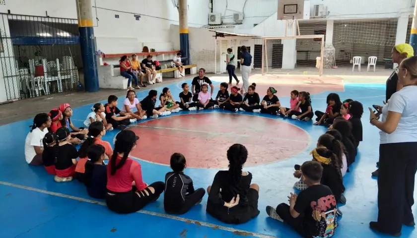 Niños, jóvenes son beneficiados en el Sistema de Formación Artístico y Cultural del Distrito.