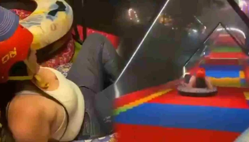 Momento del accidente de la mujer. 