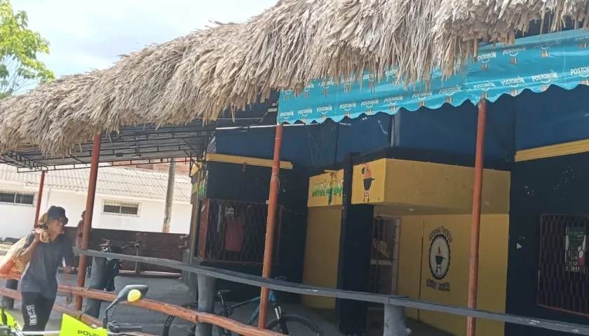 Establecimiento atacado a bala. 