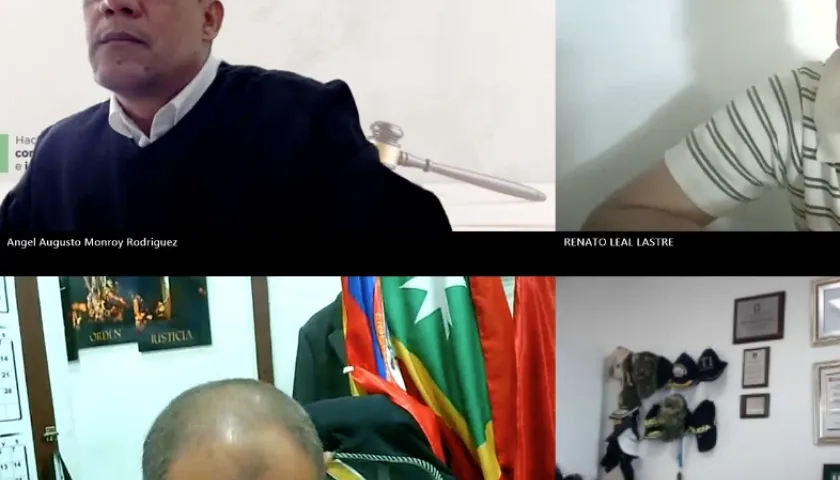 El juez durante la audiencia de solicitud de medida de aseguramiento. 