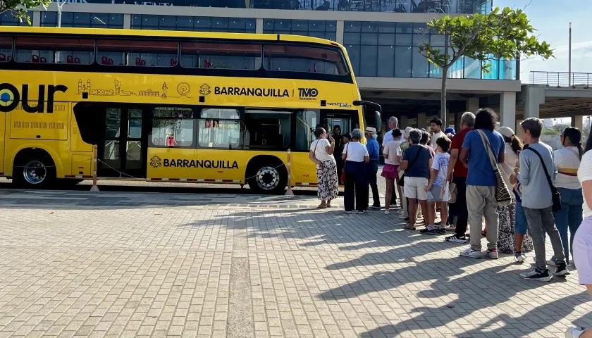 El bus turístico Baq Tour, uno de los atractivos de la ciudad.