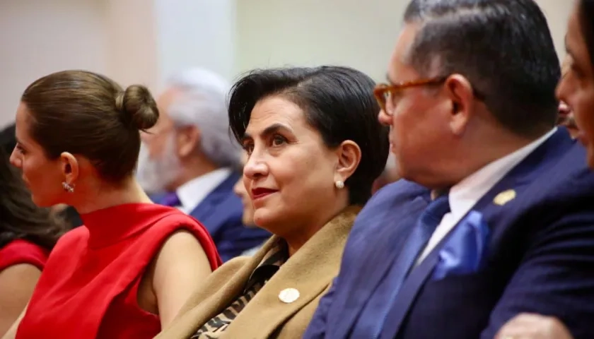  Gabriela Sommerfeld, canciller ecuatoriana.