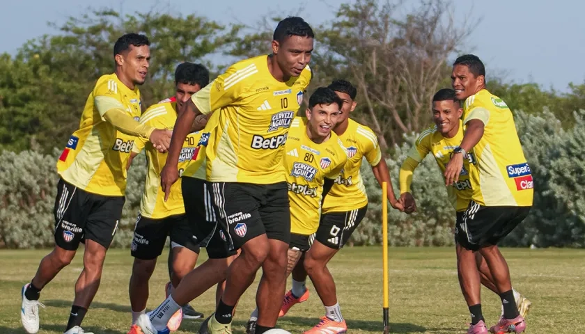 Entrenamiento de Junior durante la semana.