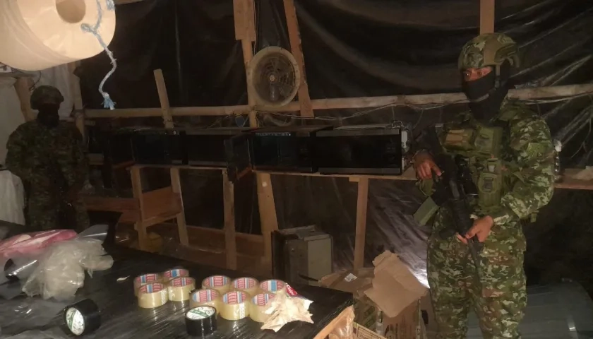 Integrantes del Ejército en Mercaderes, Cauca.