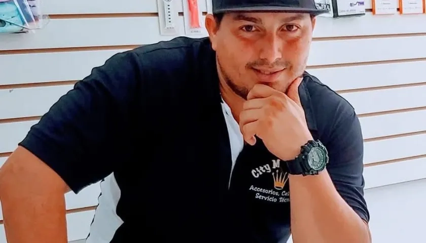 Junior Clemente Abreu Oliva. 