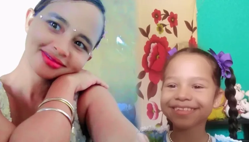 Andrea Carolina González Silvera con su hija Zoe. 