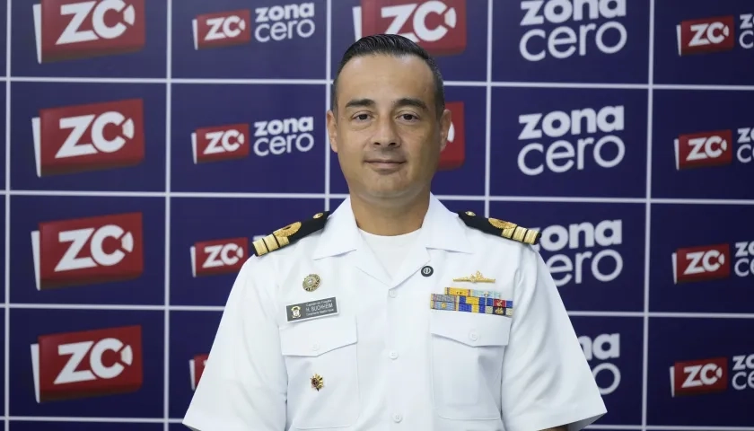 Capitán de Fragata Henry Buchheim, Comandante Batallón de Escuela Naval de Suboficiales ARC Barranquilla.