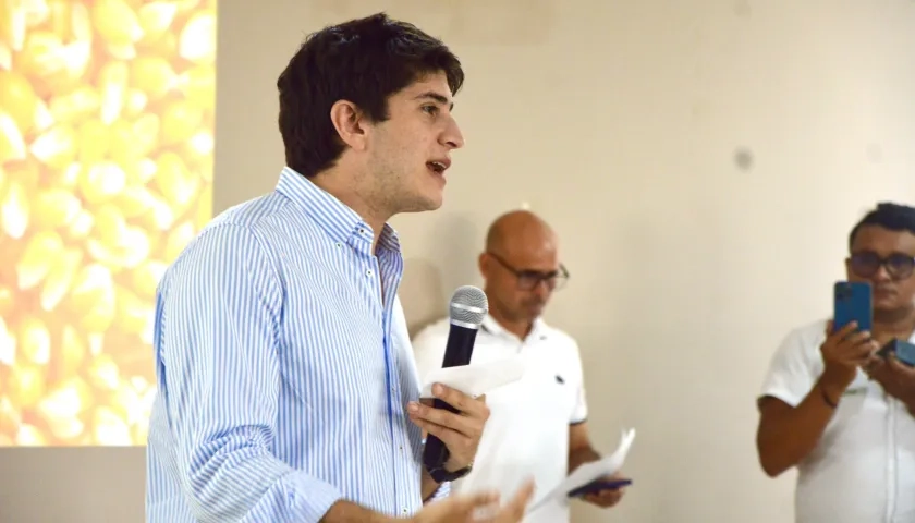 El congresista reelegido Wadith Manzur.