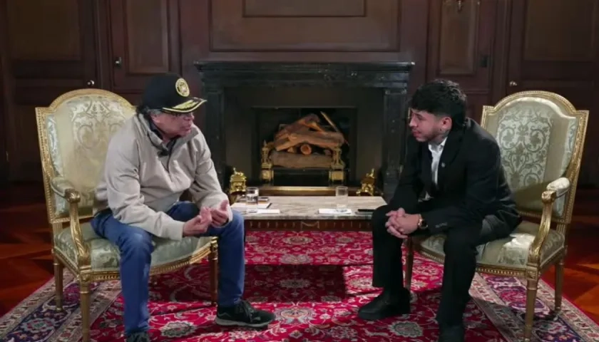 El Presidente Gustavo Petro y Luis Fernando Villa Álvarez, conocido como Westcol.